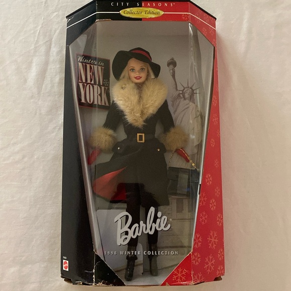City Seasons 1998 Winter in New York Barbie Doll - Picture 1 of 7